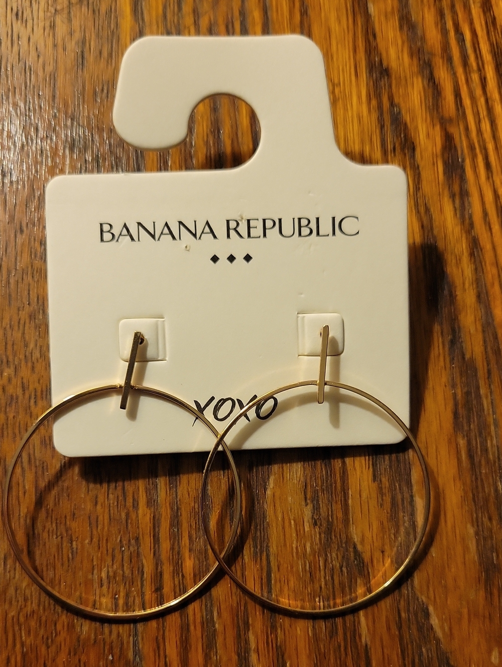 Banana Republic Thin Gold Hoop Earrings